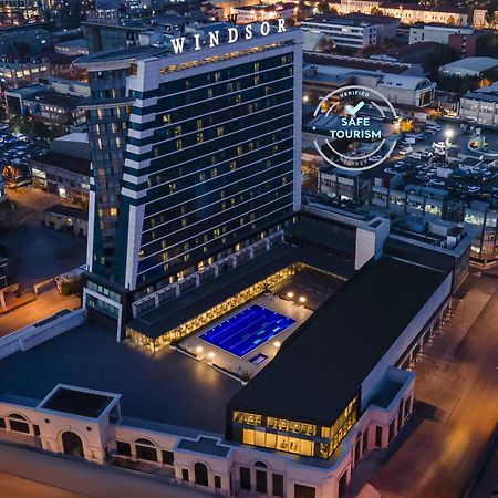 Windsor Hotel & Convention Center イスタンブール エクステリア 写真 Windsor Hotel
