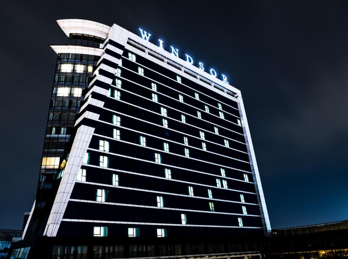 Windsor Hotel & Convention Center イスタンブール エクステリア 写真 Windsor Hotel