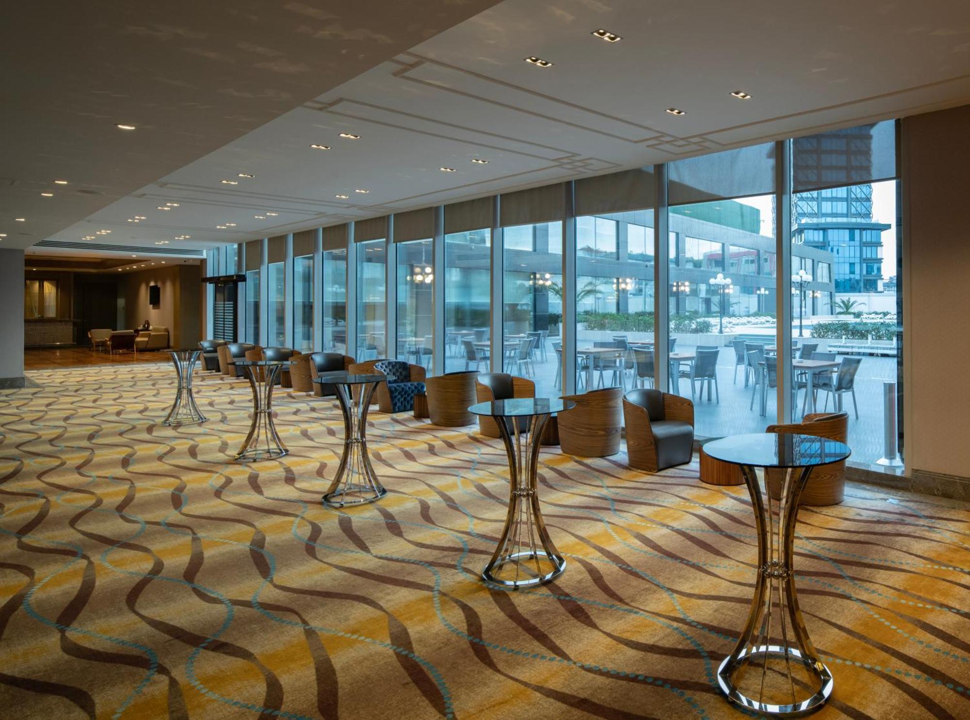 Windsor Hotel & Convention Center イスタンブール エクステリア 写真 The lobby